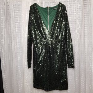 Evergreen V-neck sequin cocktail dress